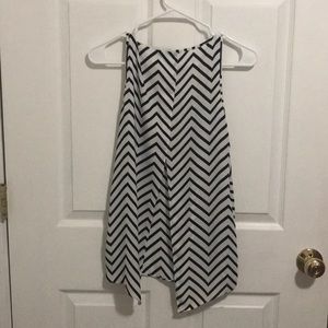 Black/Ivory Chevron Split-Back Tank - Express